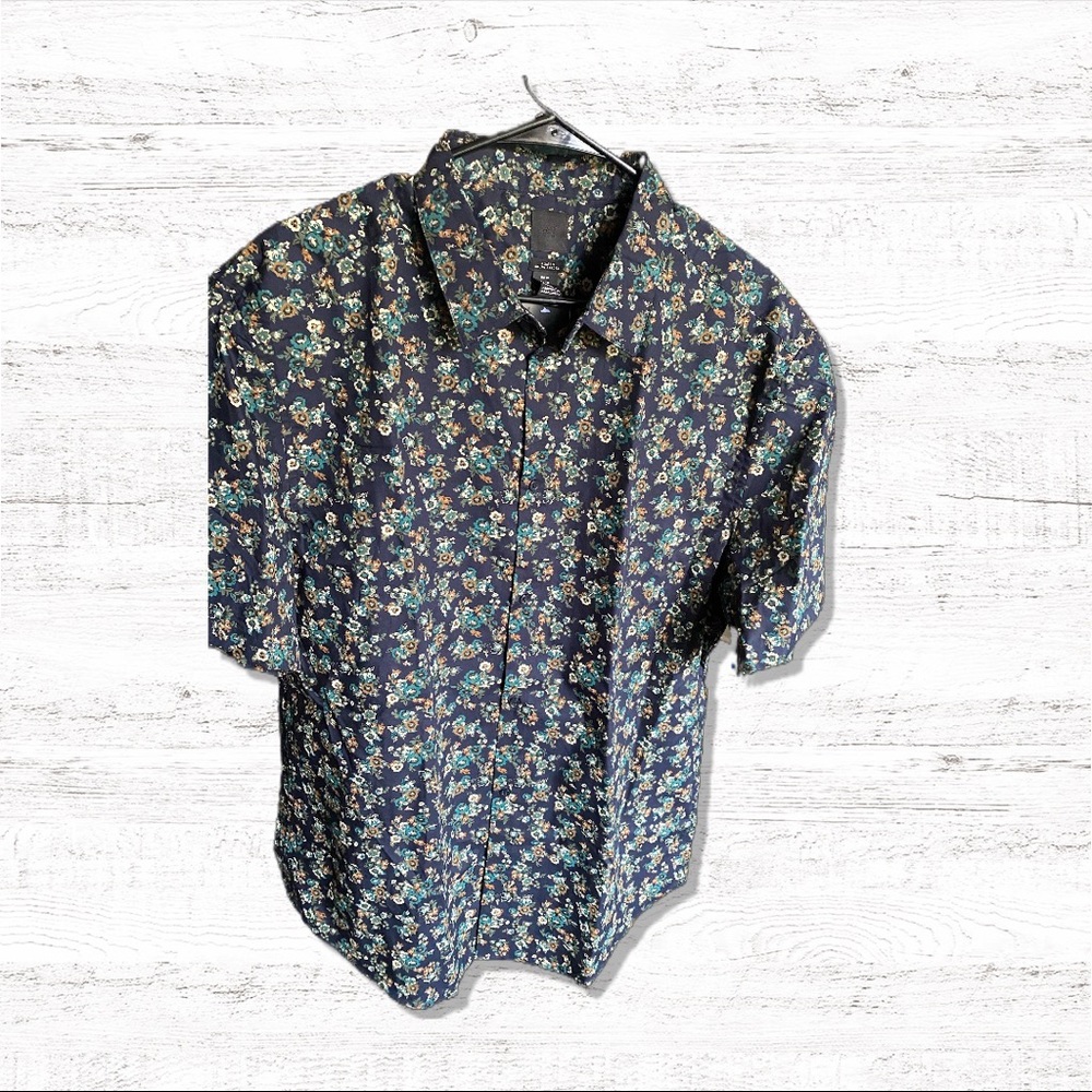 H&M floral button up NWT